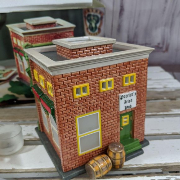 dept 56 23318 st patricks votive house candle xmas - Picture 2 of 7